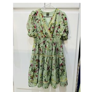 Taylor Women’s short dress size 2